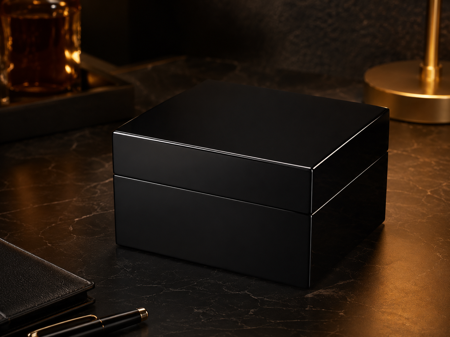 PERFECT FOR DAILY STORAGE OR GIFTING.