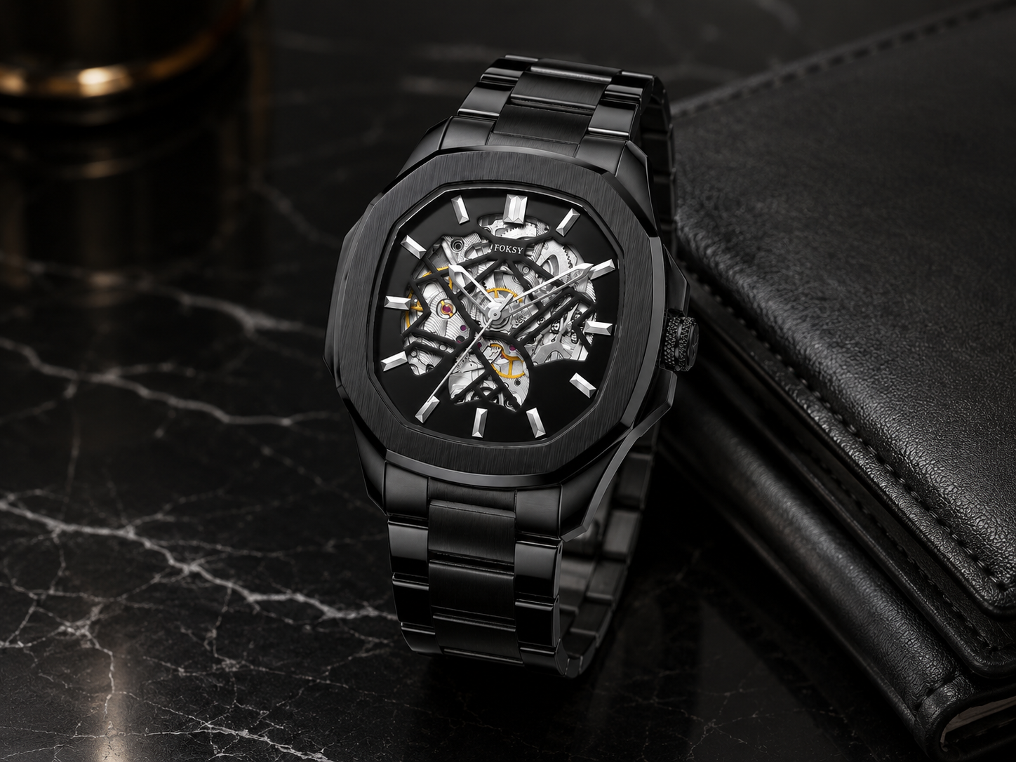 A POWERFUL CASE WITH SHARP LINES.