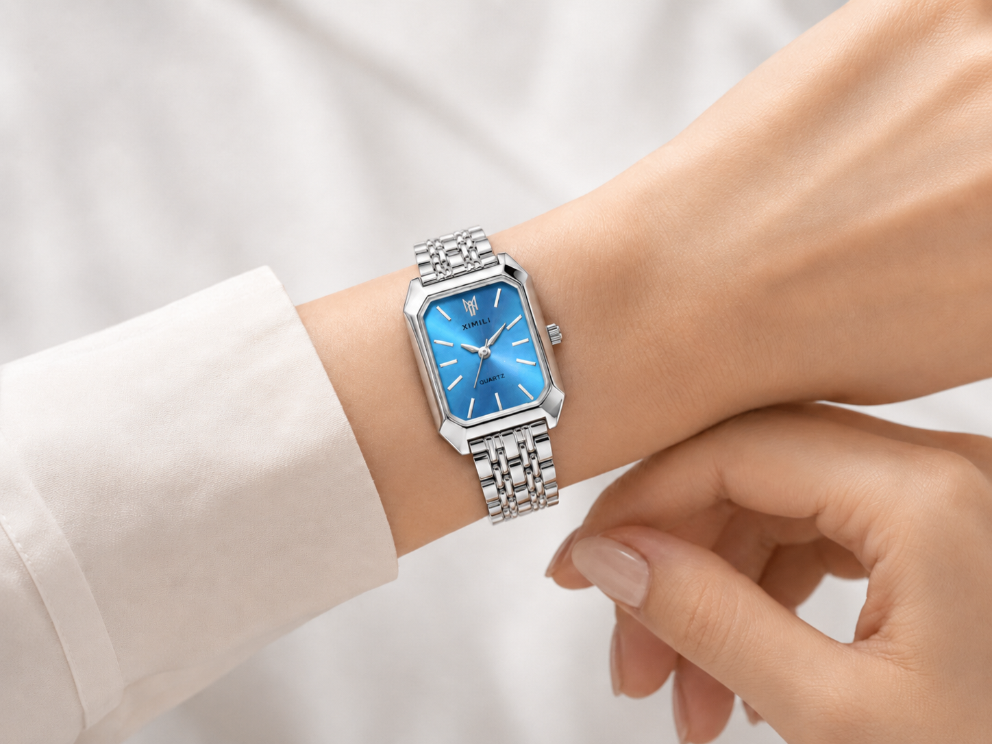 MADE FOR REFINED EVERYDAY STYLING.